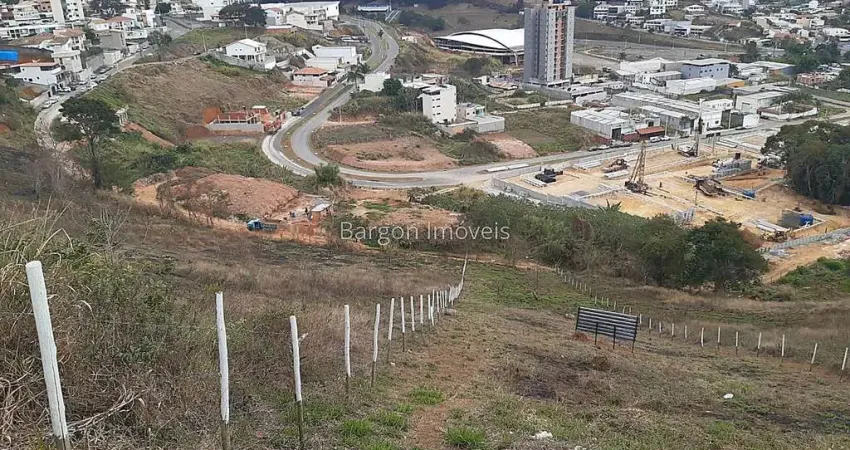 Terreno com 1.854 m² a venda no Bairro Aeroporto em Juiz de Fora