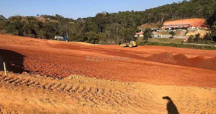 Excelente terreno de 400 metros quadrados para venda no Condomínio Reserva Salvaterra em Juiz de Fora