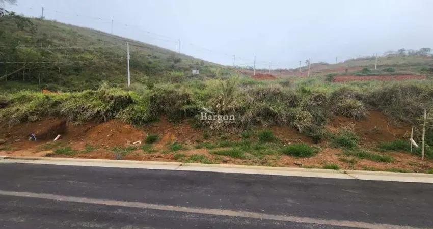 Terreno com 402 metros quadrados a venda no Condomínio Reserva Salvaterra em Juiz de Fora