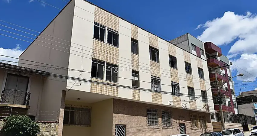 Apartamento 3 quartos a venda no Bairro São Mateus em Juiz dee Fora
