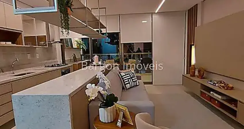 Cobertura triplex com 4 quartos sendo 2 suítes a venda no Bairro São Mateus em Juiz de Fora