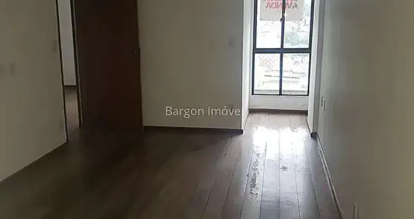 Excelente oportunidade apartamento quarto e sala a venda no Centro de Juiz de Fora