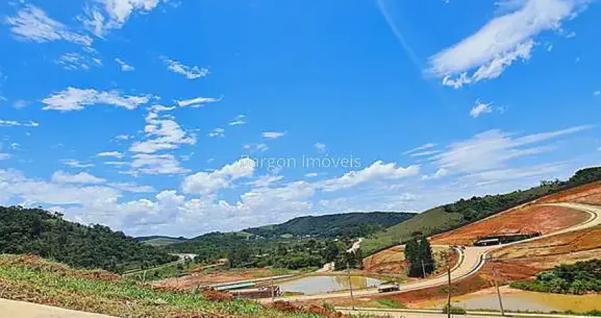 Excelente lote com 310 metros quadrados a venda no Condomínio Estrela do Lago em Juiz de Fora
