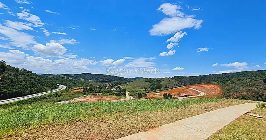 Excelente lote com 310 metros quadrados a venda no Condomínio Estrela do Lago em Juiz de Fora