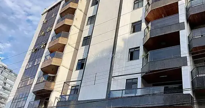 Cobertura com 197 metros com 5 quartos sendo 4 suites a venda no Bairro Bom Pastor em Juiz de Fora