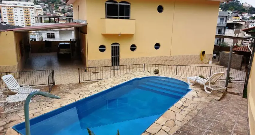 Casa de 4 quartos com 480m² a venda no Bairro Bairu em Juiz de Fora