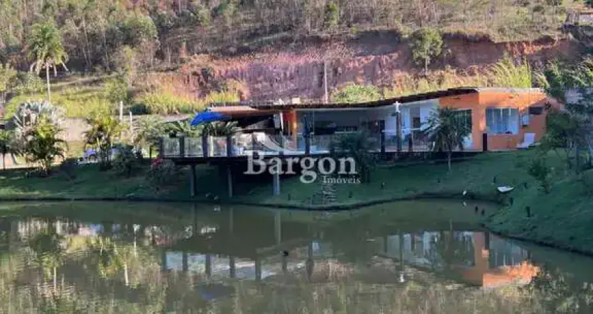 Granja 2 quartos de alto padrão com 3000 m² a venda no Bairro Igrejinha em Juiz de Fora