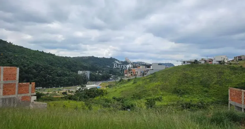 Lote com 359 m² a venda no Condomínio Estrela Alta em Juiz de Fora