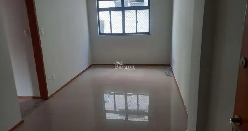 Apartamento 02 quartos sendo 1 suíte a venda no Centro em Juiz de Fora