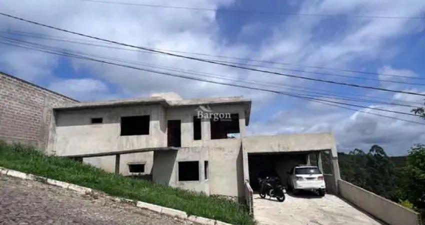 Casa em construção com no Pomar da Serra em Juiz de Fora