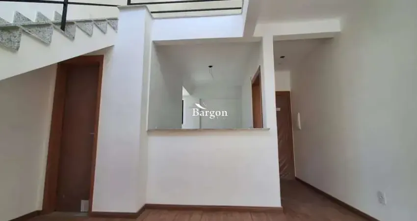 Cobertura de 1 quarto com área externa á venda no Bairro São Mateus em Juiz de Fora