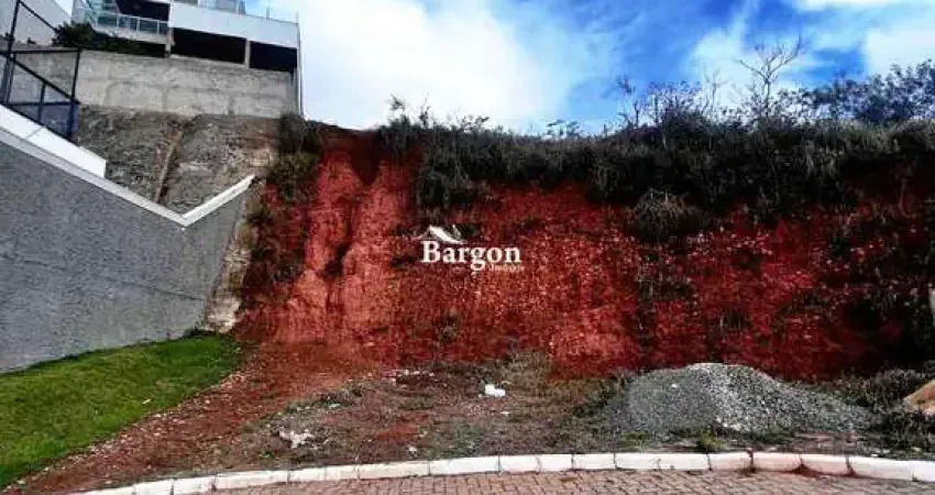 Lote com 310m² a venda no Condomínio Via do Sol em Juiz de Fora