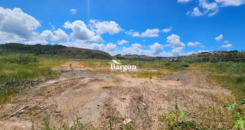 Terreno comercial com 2459 m² a venda na BR040 no Bairro Novo Horizonte em Juiz de Fora