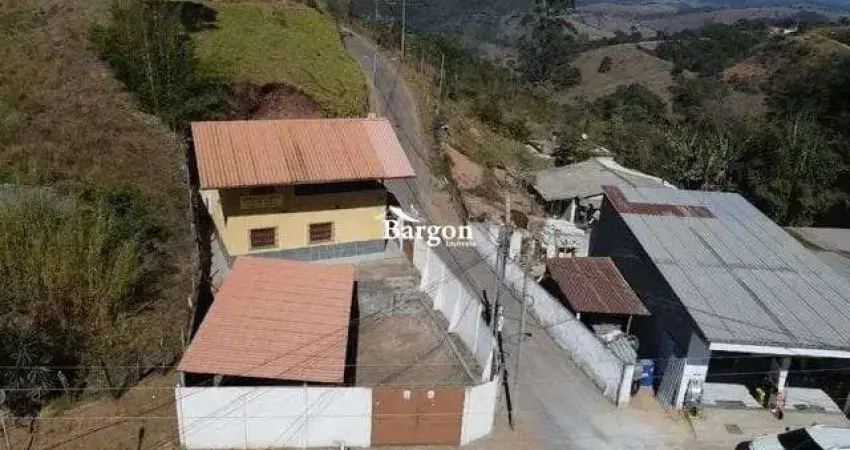 Casa com 2 quartos sendo 1 suíte a venda no Bairro Torreões em Juiz de Fora