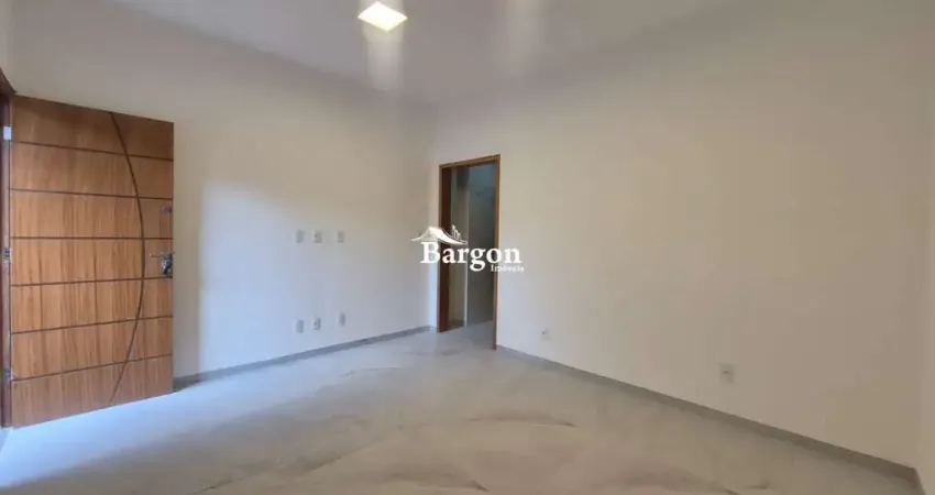 Casa duplex com 2 suites à venda no Bairro Jardim São João em Juiz de Fora