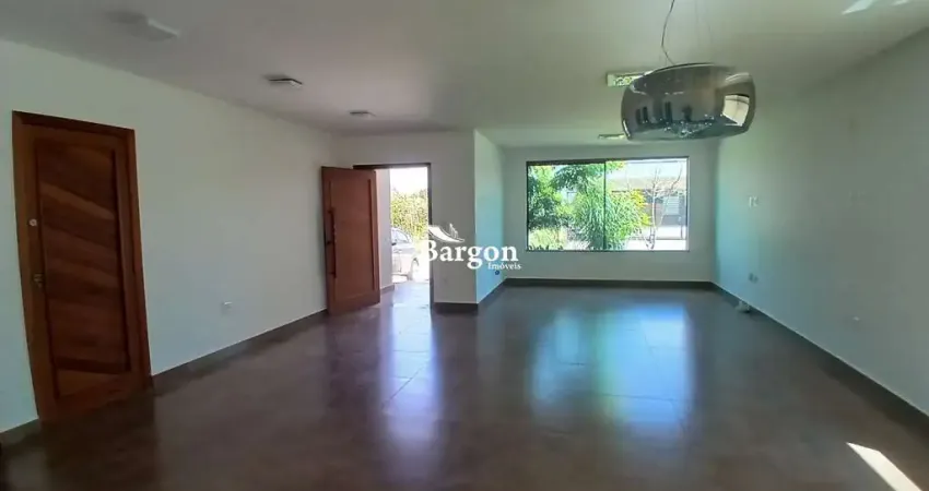 Casa linear com 3 suítes à venda no condomínio bosque do lago no bairro são pedro em juiz de fora