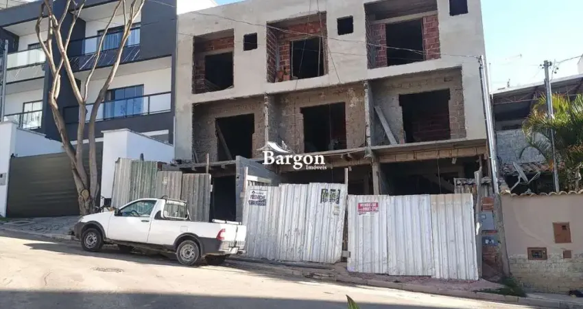 Casa de 3 quartos sendo 1 suíte no bairro recanto da mata em juiz de fora