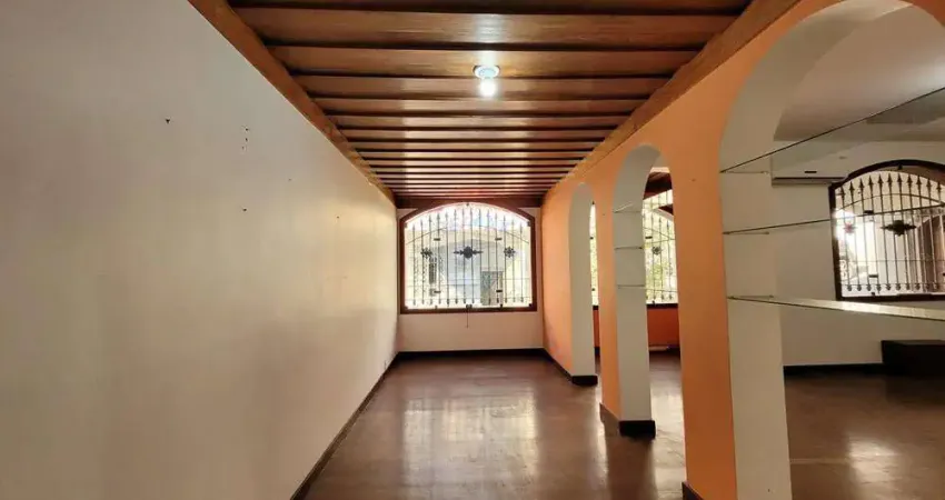 Casa Espaçosa e Aconchegante na Tijuca – Um verdadeiro refúgio familiar!