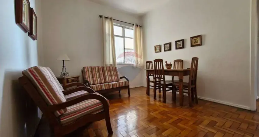 Vende-se na Tijuca apartamento com 2 Quartos, 1 vaga – Rua Aguiar ao lado da Conde de Bonfim.