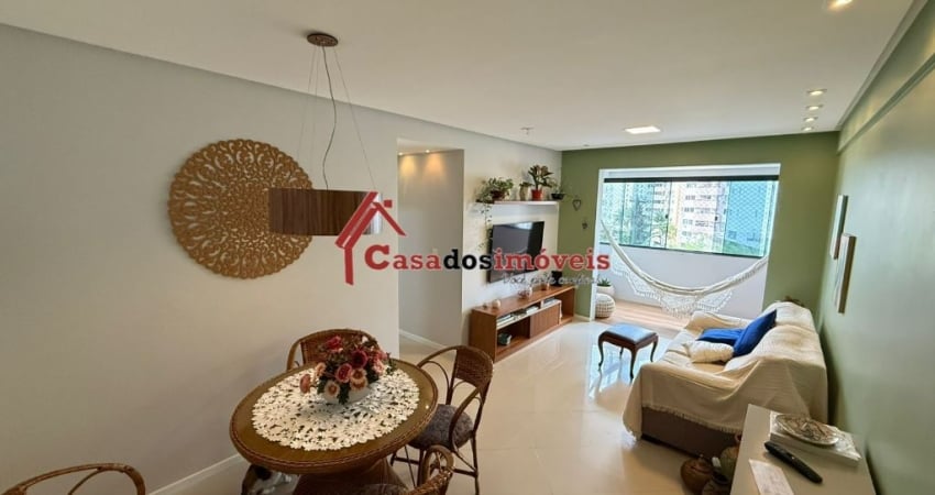 Apartamento 3/4, 2 vagas, varanda, nascente, infraestrutura