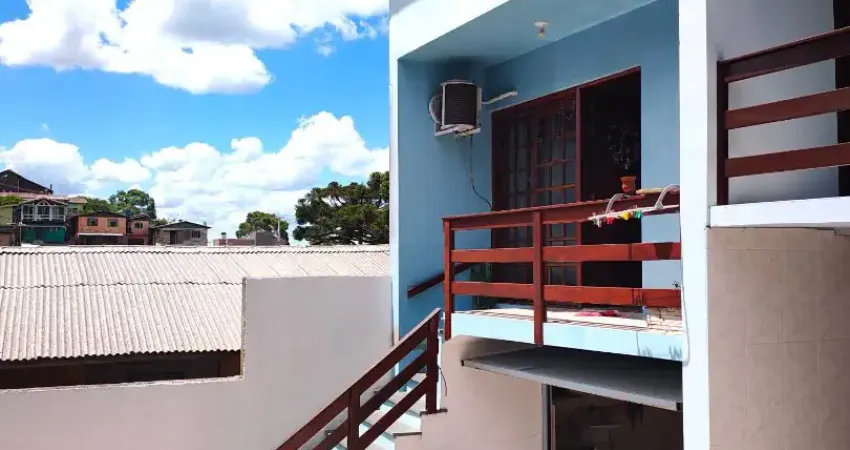 Ótimo sobrado triplex, dois dormitórios em ponto nobre da cidade