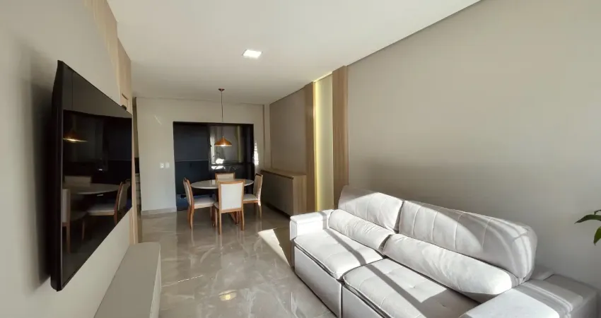 Sobrado triplex em condominio fechado no bacacheri - curitiba