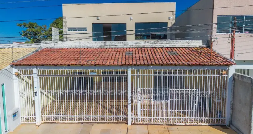Excelente Sobrado Escriturado à Venda em Taguatinga Norte, QNL 04 - Aceita Financiamento !
