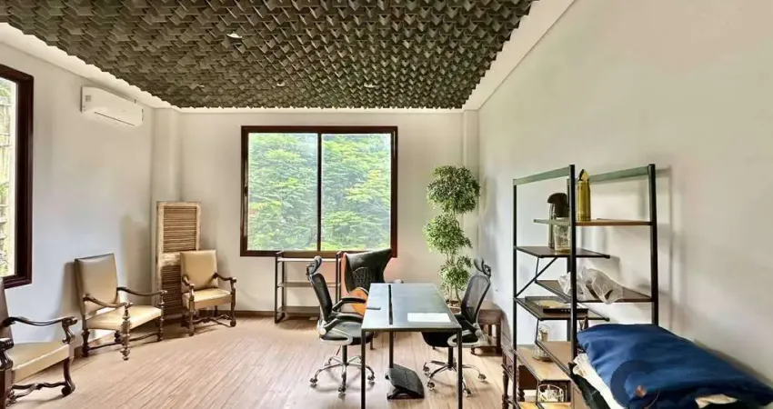 Sala em Excelente Edifício na Granja Vianna! 86 m² - venda/aluguel.