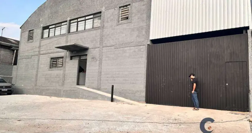 GALPÃO EM REFORMA - 800M2 POR APENAS R$ 18.000,00 - JD COLIBRI