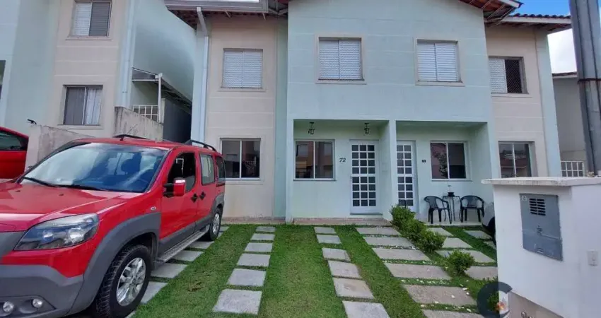 Casa de Condomínio c/ 3 Quartos e 2 banheiros à Venda, 100 m² por R$ 580mil