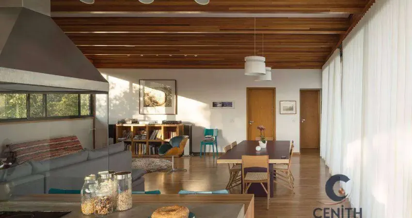 Maravilhosa Residência em Conceito Sustentável! 400 m² por R$ 16.000/mês.