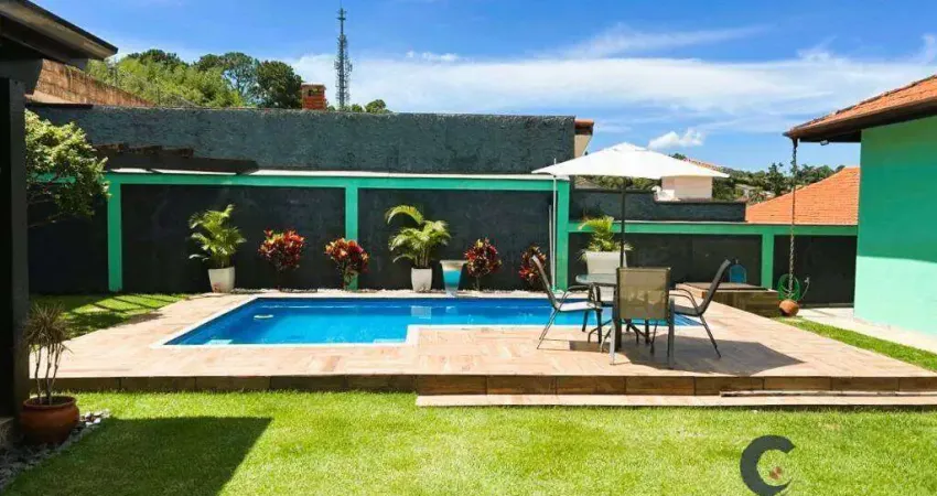 Aconchegante casa com 3 suítes, mobiliada, piscina, churrasqueira, lazer!