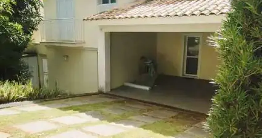 Casa com 04 suítes para locação - 237m2 - granja vianna - r$ 10.995,59/mês