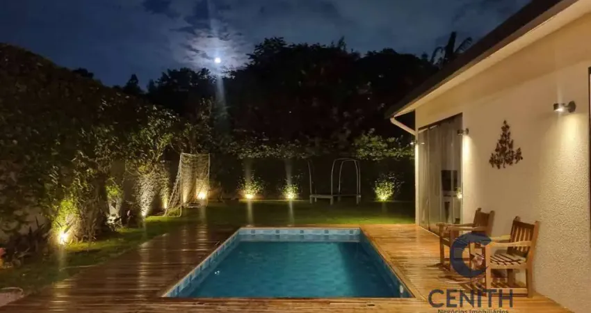 Maravilhosa casa com 3 suítes, gourmet, living integrado, closet, hidro!