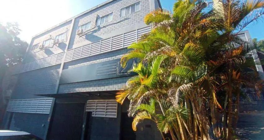 Barracão / Galpão / Depósito com 6 salas à venda na Rua Paulo Antônio da Silva, Jardim Barbacena, Cotia