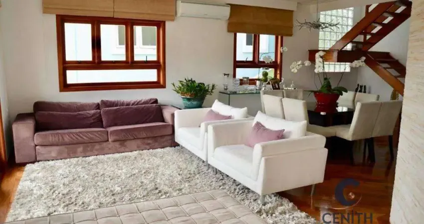 Maravilhoso imóvel com gourmet, piscina, planejados e muito verde! 370 m²