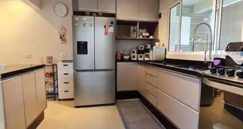 Sobrado com espaços amplos, conforto e área gourmet – ideal p/ sua família!