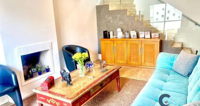 Casa com 3 suítes, living integrado, espaçosa e aconchegante - granja viana