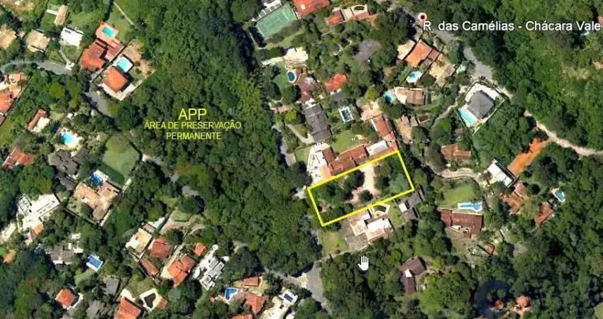 Terreno ideal para incorporação — projeto aprovado, lote limpo!