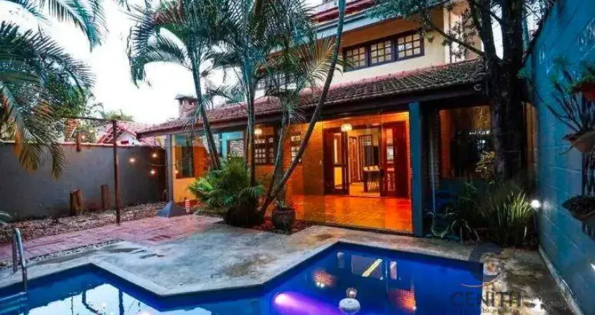 Excelente casa com 3 dorms/1sts, integrada, gourmet na granja viana!