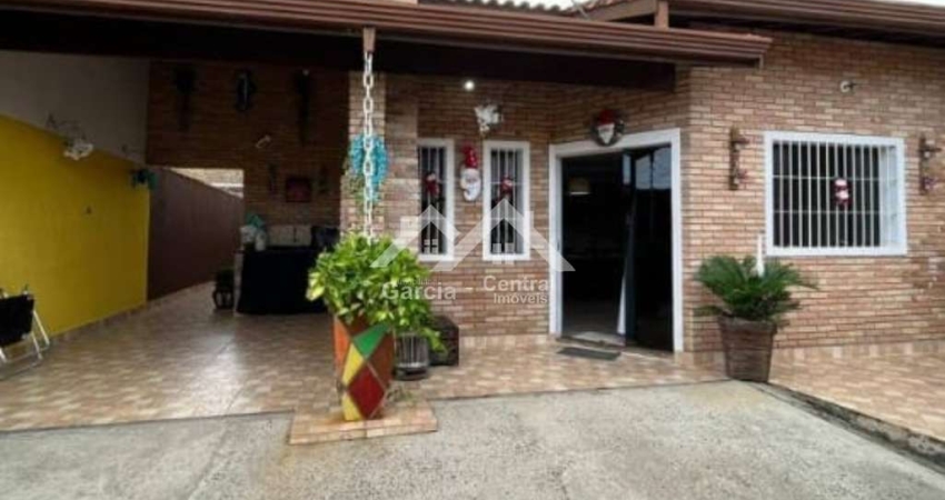 Casa com 3 quartos à venda na São josé, 184, Estancia São Jose, Peruíbe