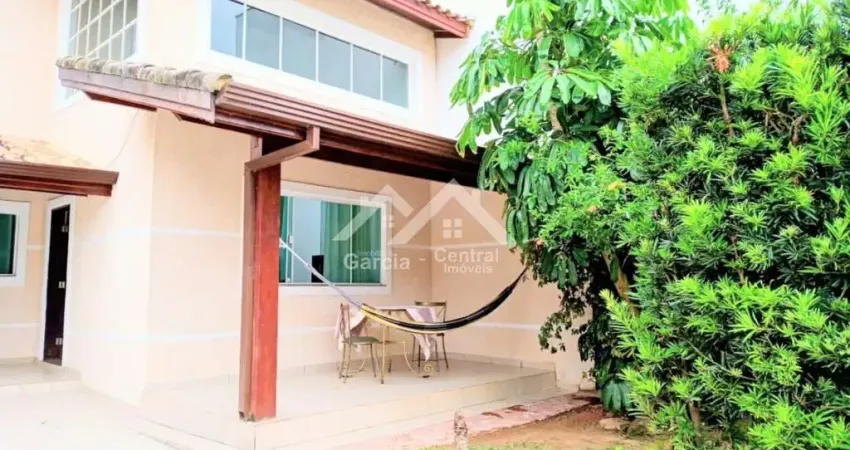 Casa com 4 quartos à venda na Centro, 115, Centro, Peruíbe