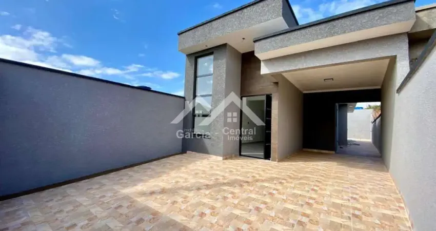 Casa moderna com acabamento de alto padrão em Peruíbe