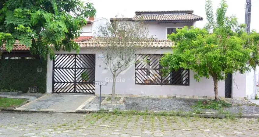 Casa com 5 quartos à venda na São João Batista, 11, Balneário São João Batista, Peruíbe