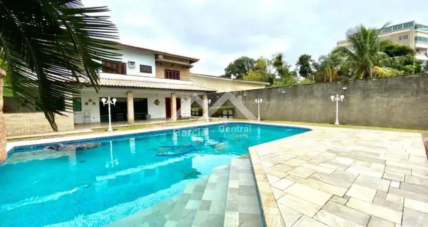 Casa com 4 quartos à venda na Centro, 96, Centro, Peruíbe