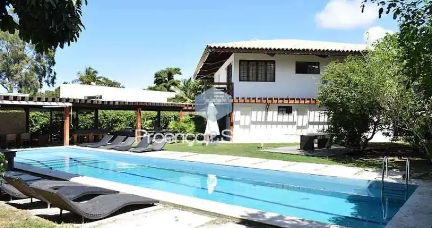 Casa em condomínio fechado com 4 quartos à venda na Avenida Santos Dumont, Estrada do Coco, Lauro de Freitas