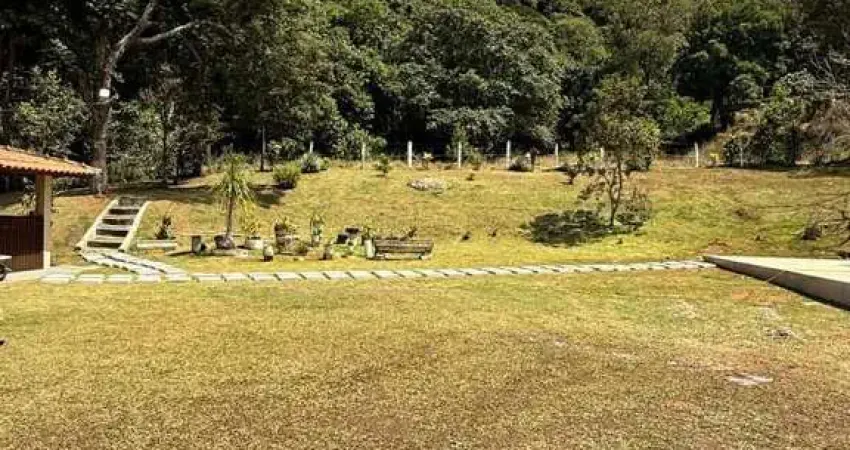 Chácara para Venda em Extrema, Furnas, 3 dormitórios, 2 suítes, 3 banheiros