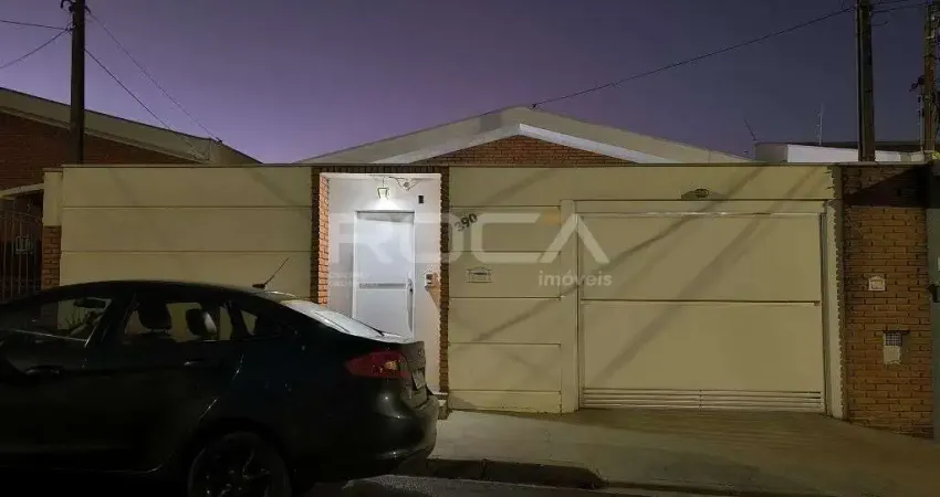 Casa com 3 quartos para alugar no Parque Delta, São Carlos - Sp.