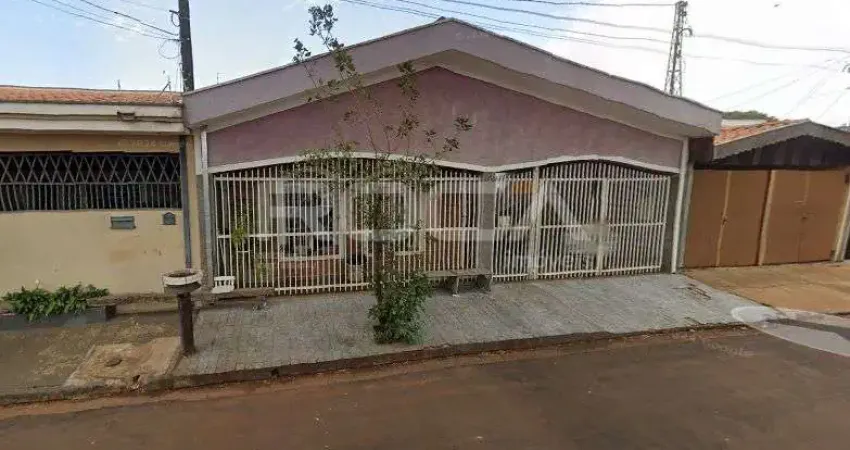 Casa padrão para alugar na vila pelicano em são carlos - 3 dormitórios e 2 suítes!