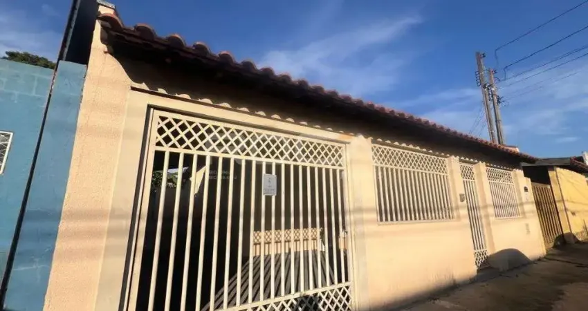 Casa à venda na vila marcelino, são carlos: 3 dormitórios, 2 cozinhas e 5 garagens!